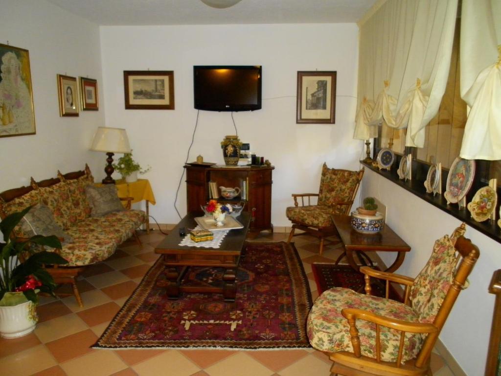 Affittacamere Lago Rotondo Mezzana  Exteriör bild